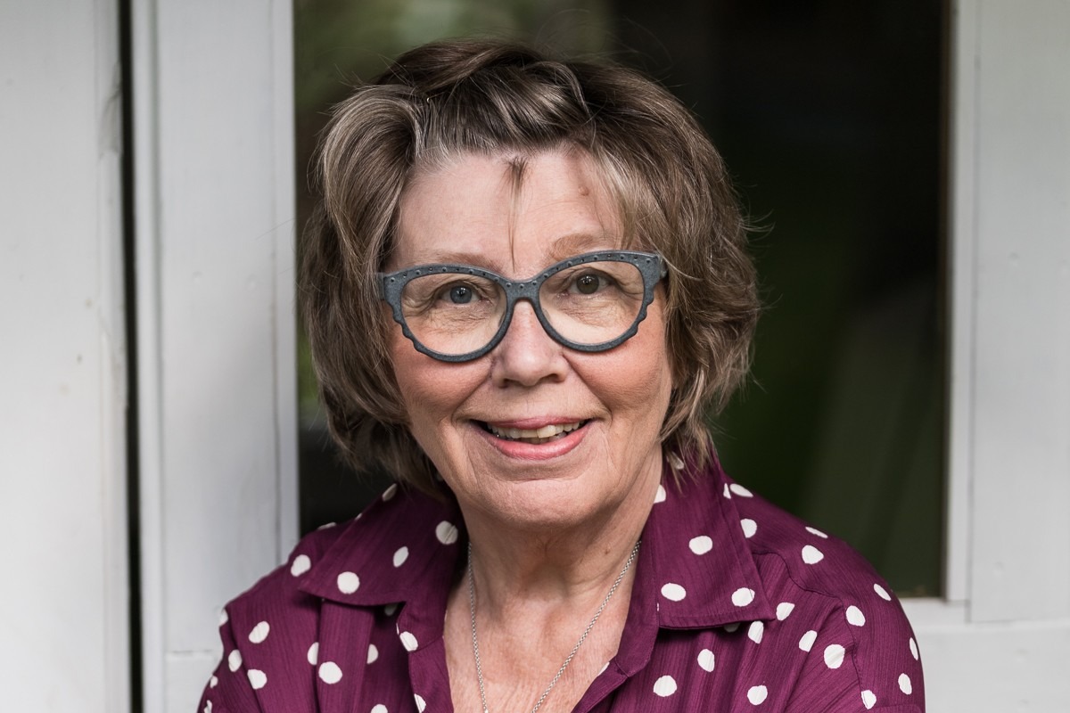 Unohdetut Äpärät- nojatuolikeskustelu Hannele Törrösen kanssa